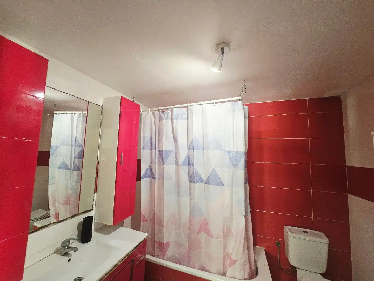 Baño de Piso en venta en Garrucha con Aire acondicionado, Terraza y Piscina