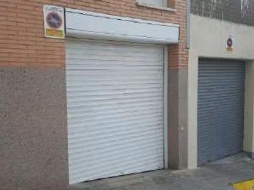 Parking with lift for sale in C/ Mossen Joan Orriols