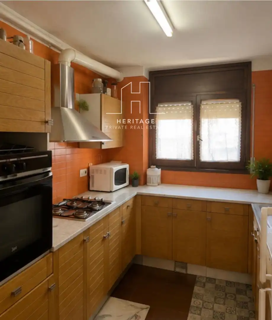Kitchen of Flat for sale in Puigcerdà  with Heating, Terrace and Balcony
