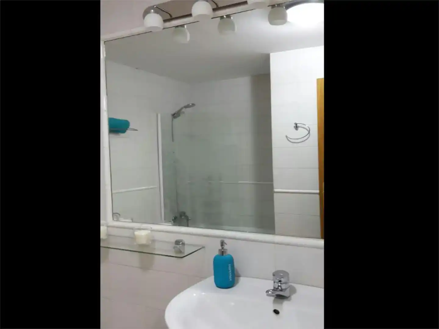 Bany de Casa adosada de lloguer en Mutxamel amb Aire condicionat, Jardí privat i Traster
