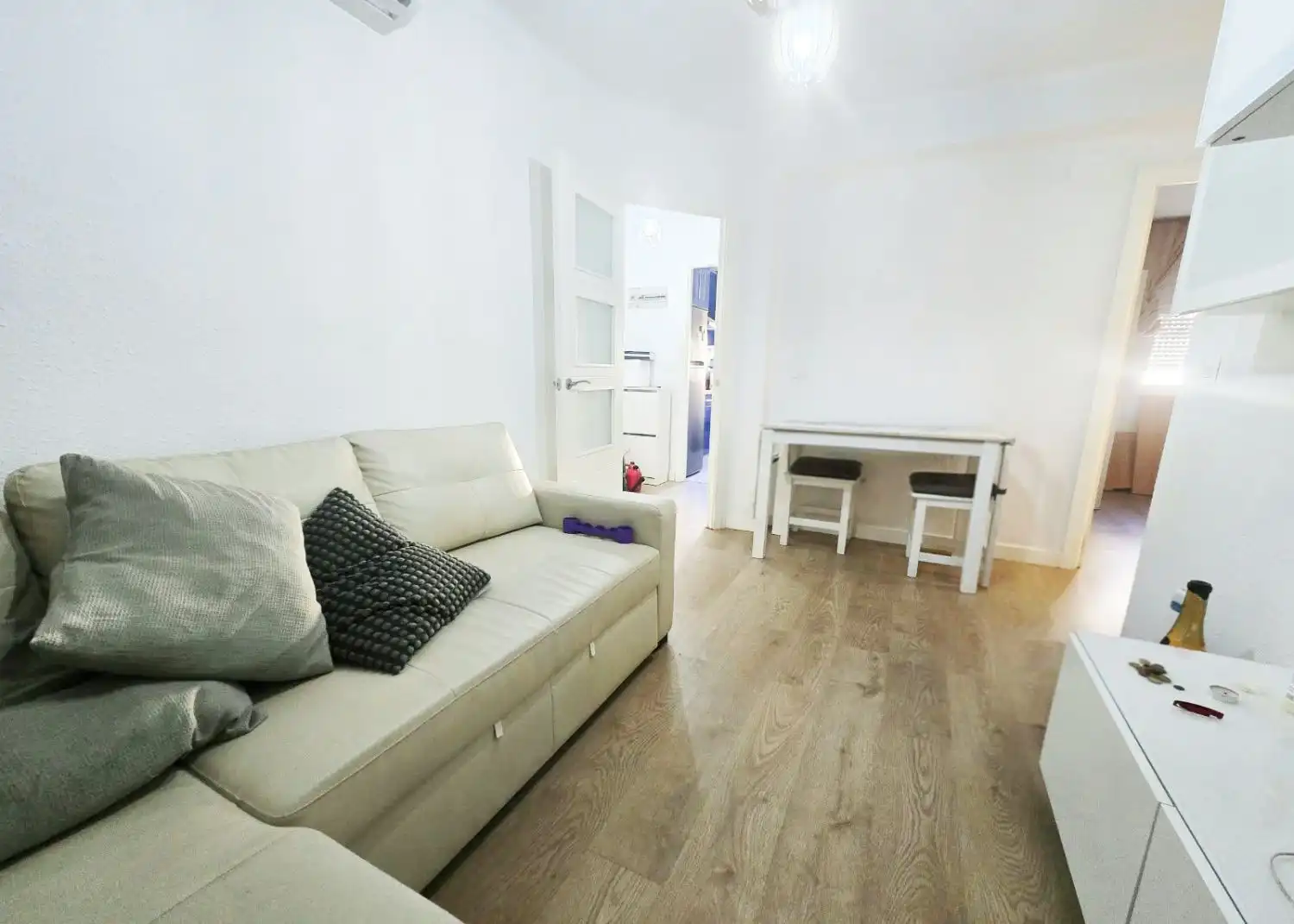 Flat to rent in PLAZA LUIS CERNUDA