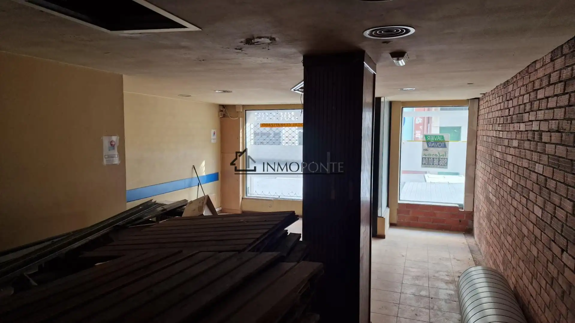 Business premises for sale in Zona de Plaza de Barcelos, imagen 12