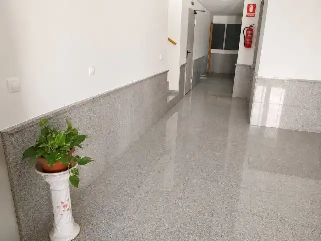 Piso en venta en Manilva con Terraza, Trastero y Alarma