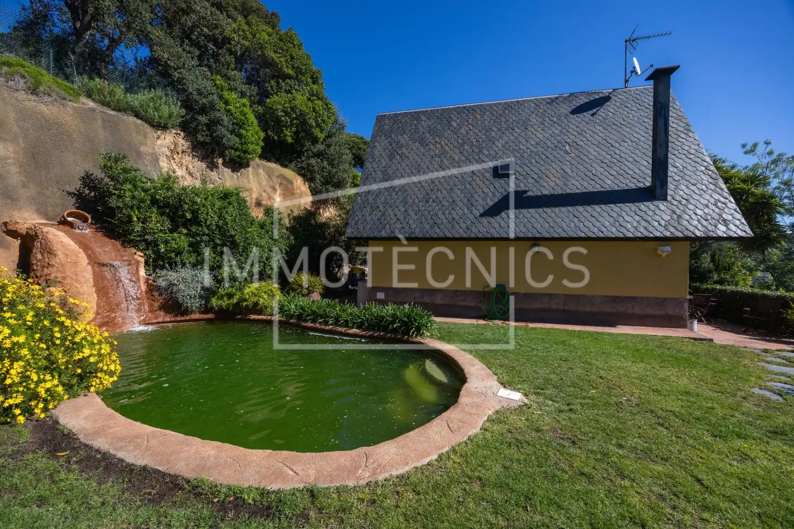 Garden of Houses for sale in Sant Cebrià de Vallalta