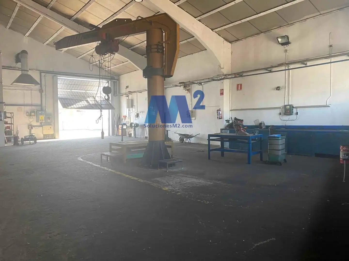Parkplatz von Fabrikhallen zur Miete in Arganda del Rey