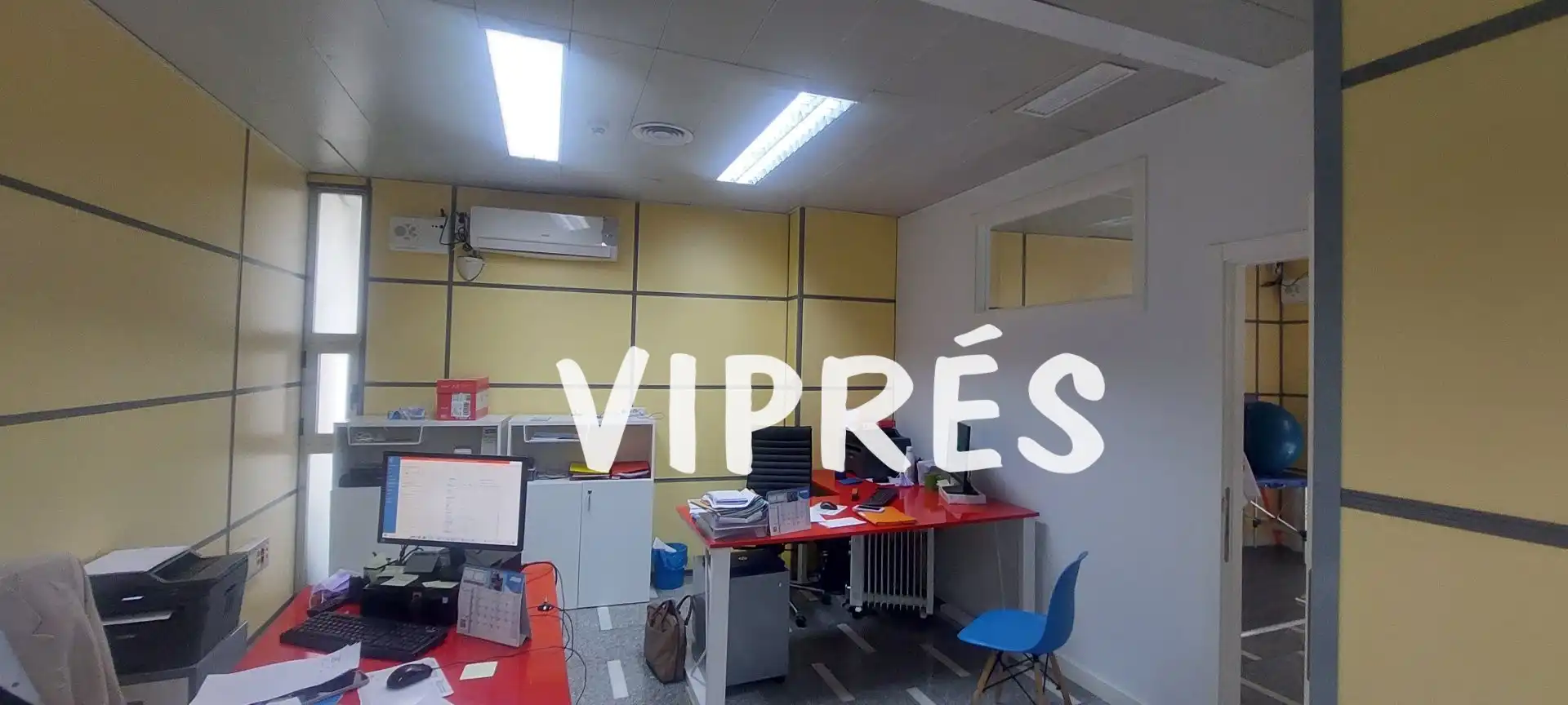 Office for sale in Mérida  with Air Conditioner