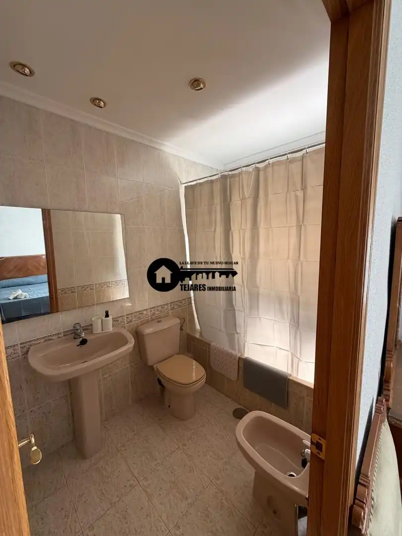 Badezimmer von Wohnung zur Miete in Albacete mit Möbliert