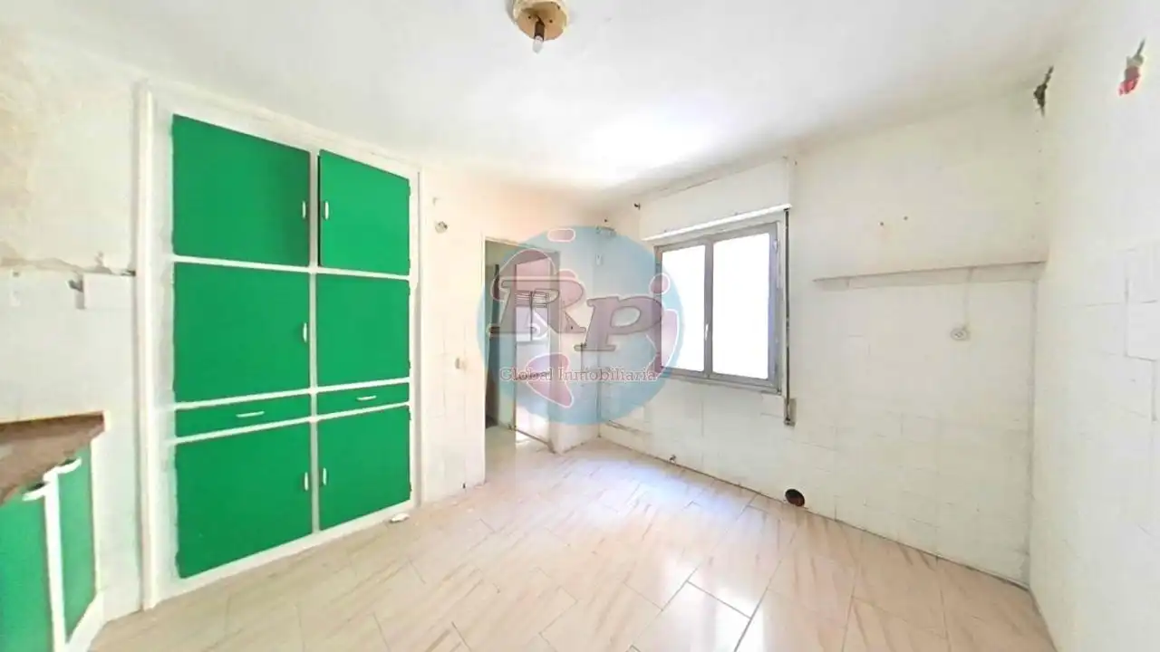 Habitación de Piso en venta en León Capital  con Trastero