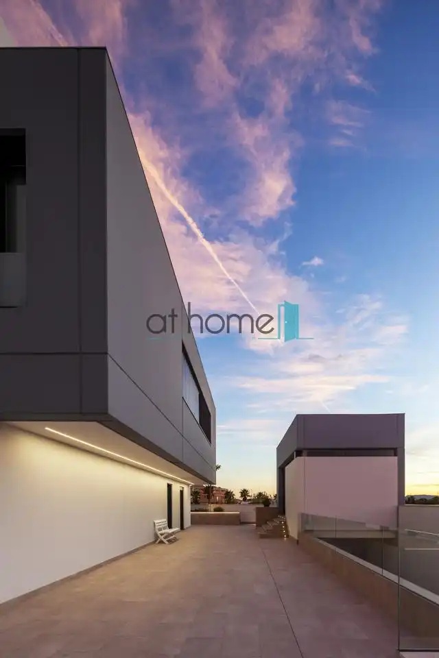 Vista exterior de Casa o xalet en venda en Almenara amb Aire condicionat, Calefacció i Jardí privat