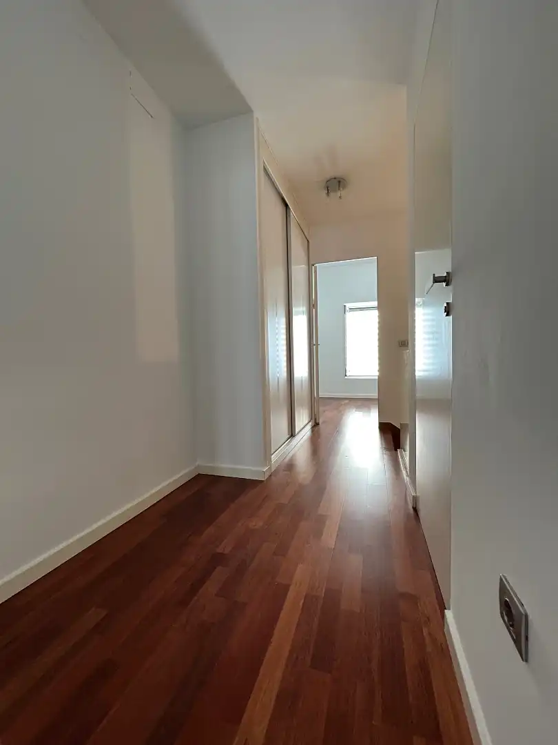 Dúplex de alquiler en Sevilla con Aire acondicionado, Calefacción y Parquet