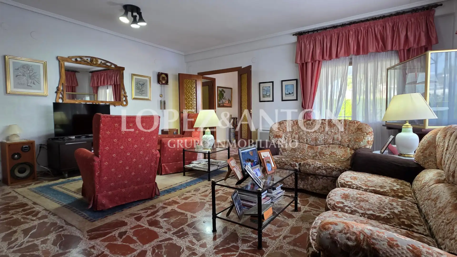 Living room of Houses for sale in L'Eliana  with Air Conditioner, Private garden and Terrace