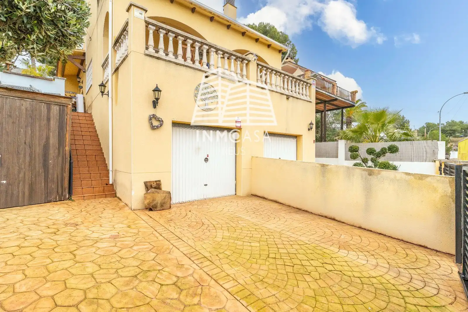 Vista exterior de Casa adosada en venta en La Pobla de Montornès   con Aire acondicionado, Calefacción y Terraza
