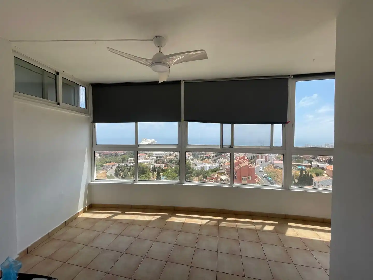 Vista exterior de Pis de lloguer en Fuengirola amb Terrassa, Moblat i Forn