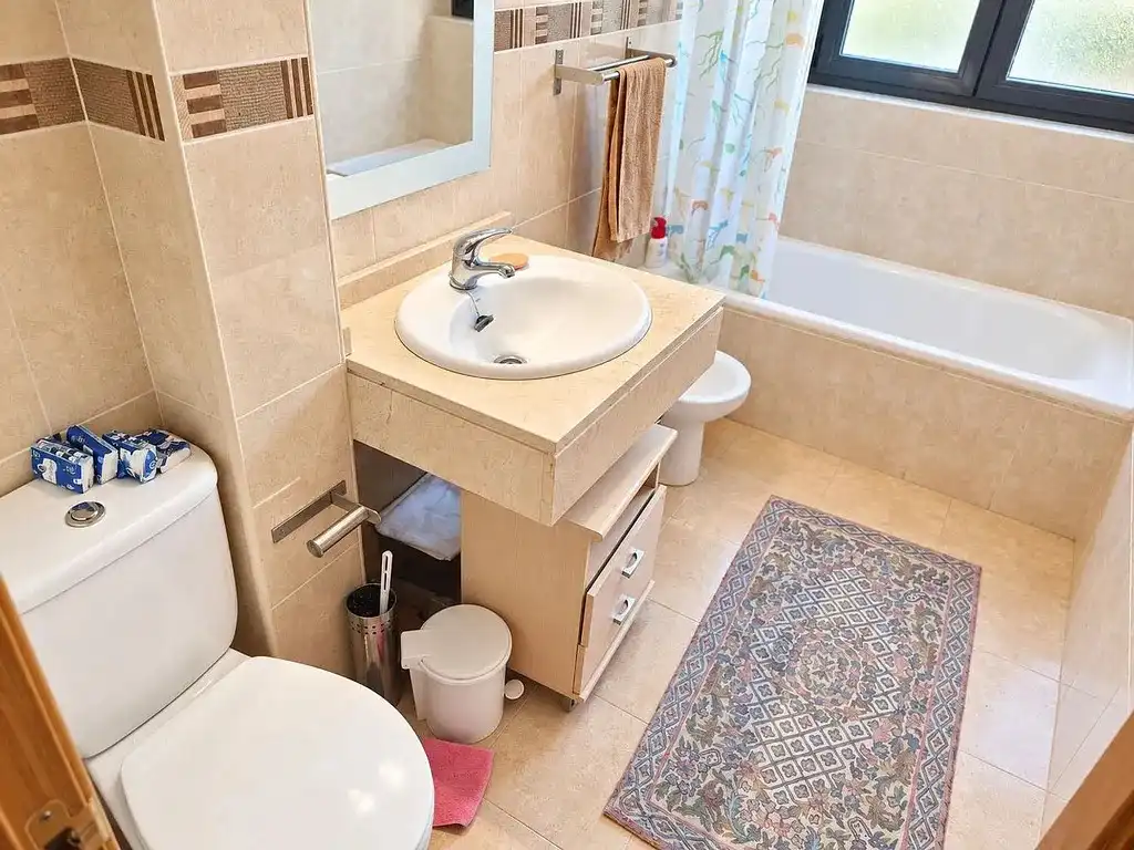 Baño de Piso en venta en San Lorenzo de El Escorial con Calefacción