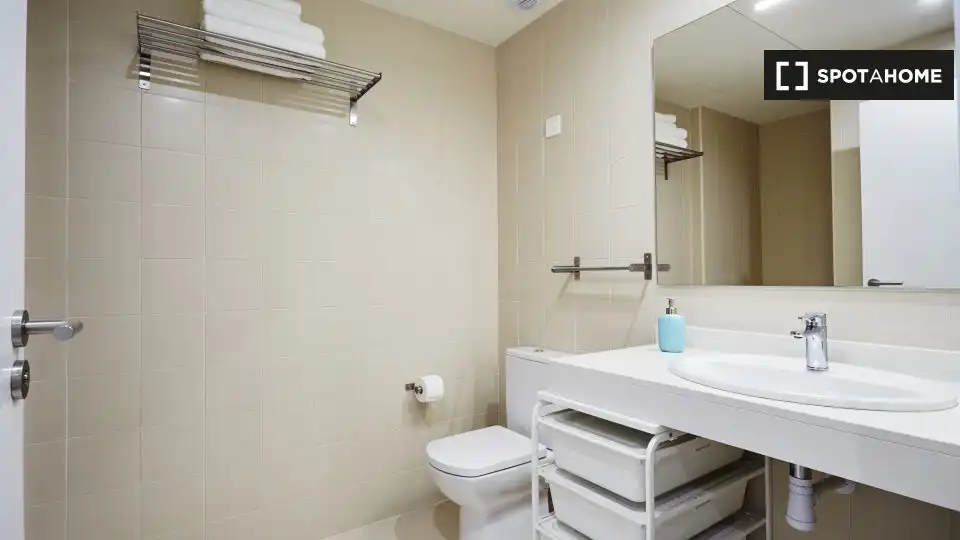 Wohnung zur Miete in El Baix Guinardó