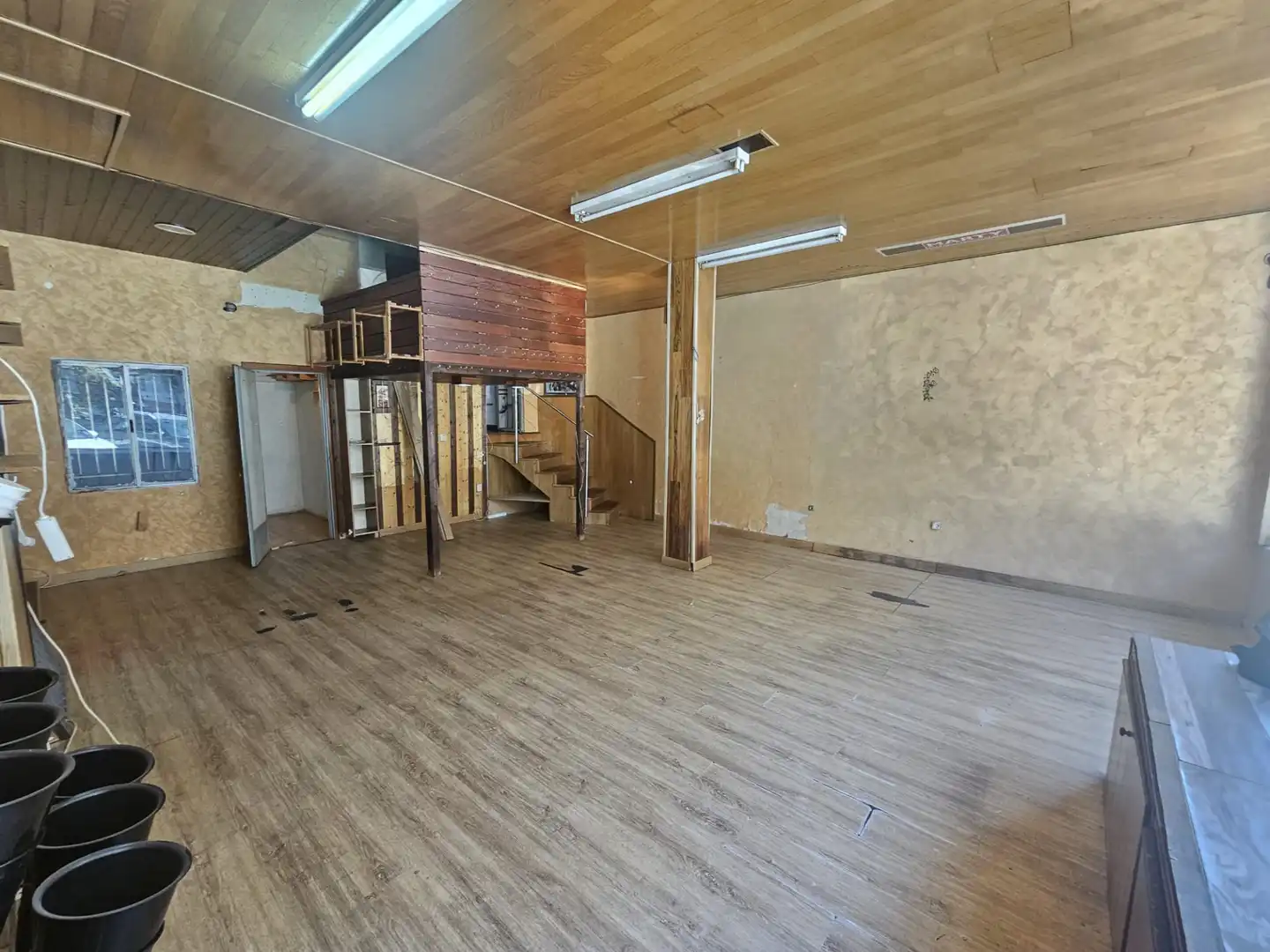 Business premises to rent in Calle del Concilio