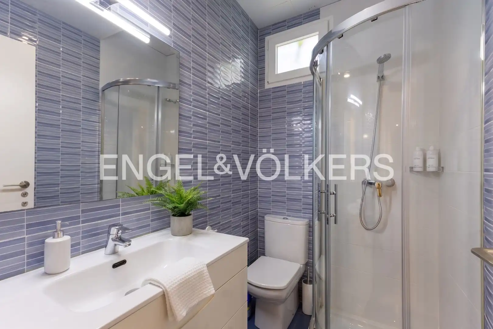 Baño de Casa o chalet en venta en Castellón de la Plana / Castelló de la Plana con Aire acondicionado, Calefacción y Jardín privado
