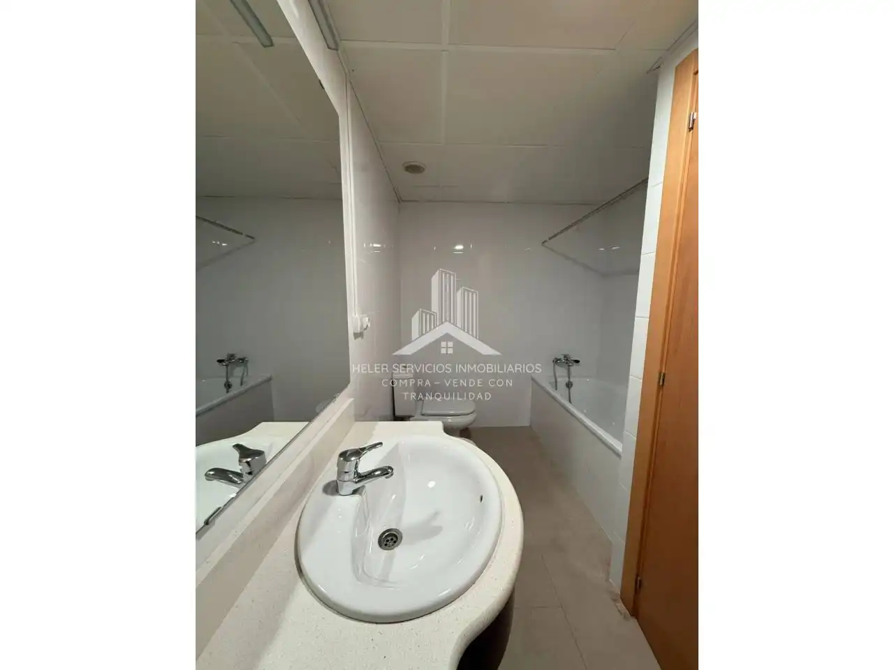 Baño de Piso de alquiler en Cabanes con Aire acondicionado, Calefacción y Trastero