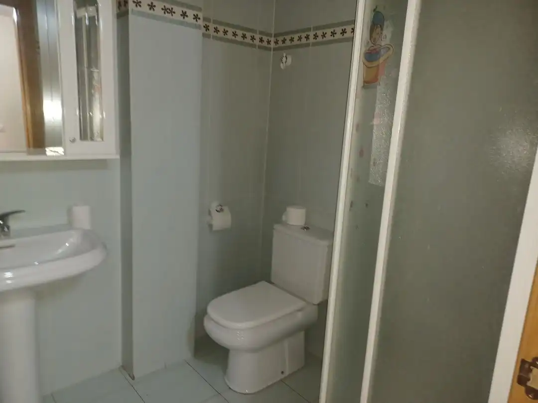Bany de Pis en venda en Santo Domingo de la Calzada amb Calefacció, Jardí privat i Parquet