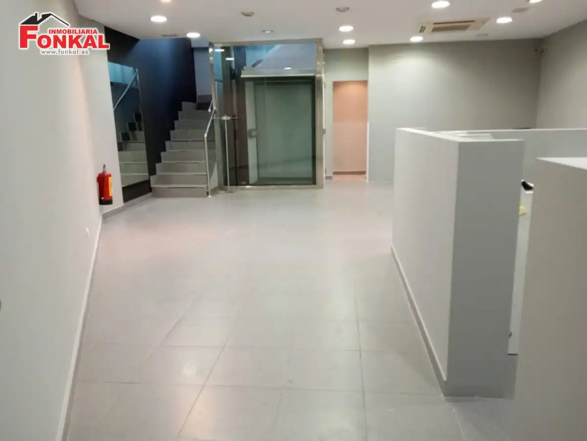 Local comercial en alquiler en Centro, imagen 3