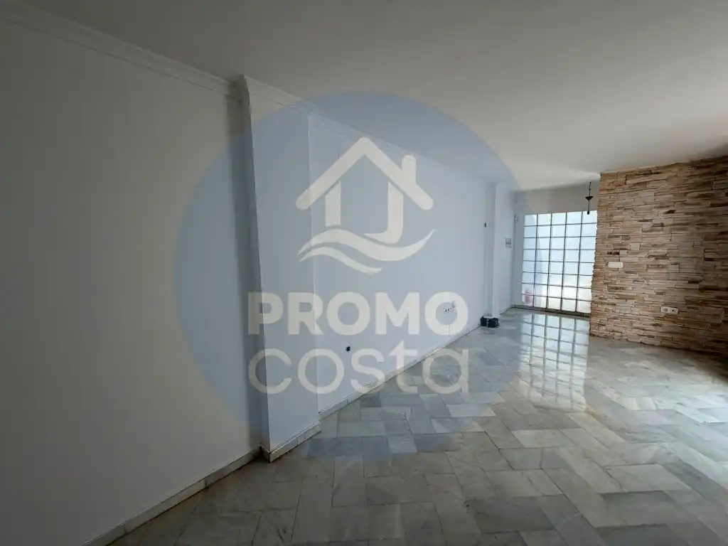 Living room of Flat for sale in Beas