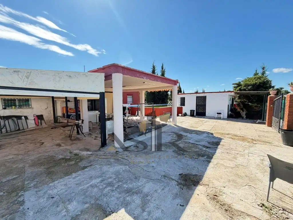 Exterior view of Houses for sale in Urbanitzacions i Pedanies Nord
