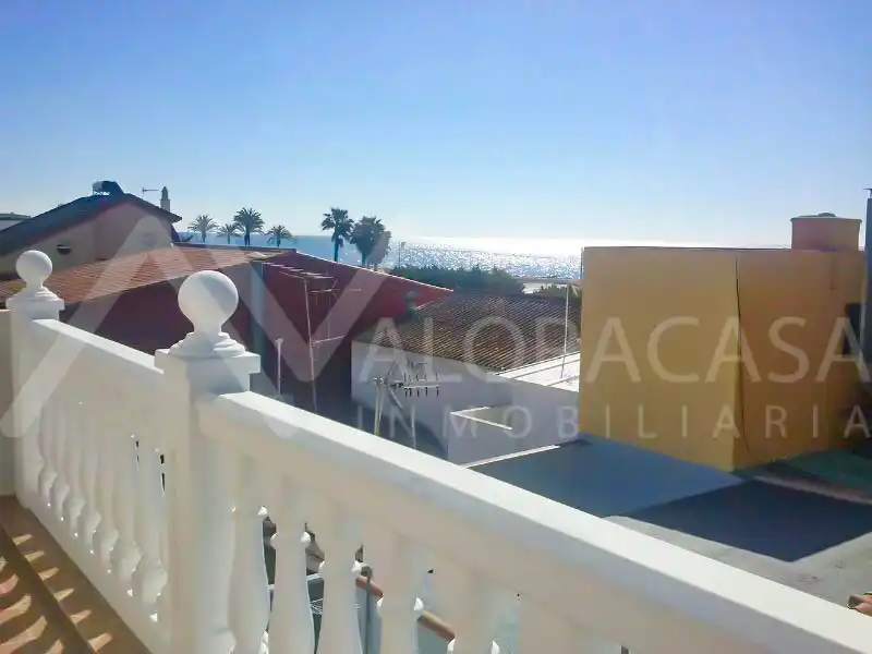 Buildings for sale in El Palo