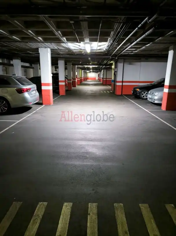 Aparcament de Garatge en venda en Oviedo 