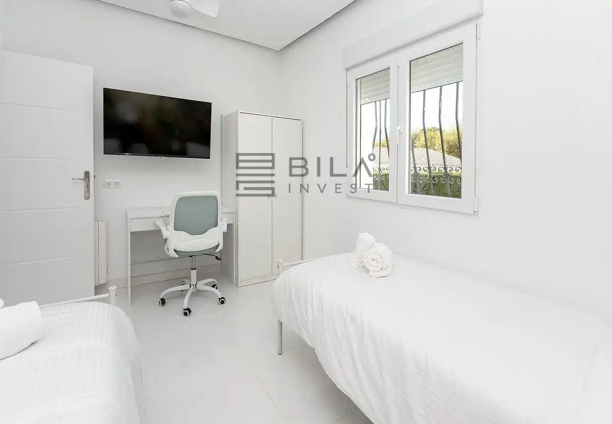 Villa con piscina in vendita a Guadalmemdina, imagen 42
