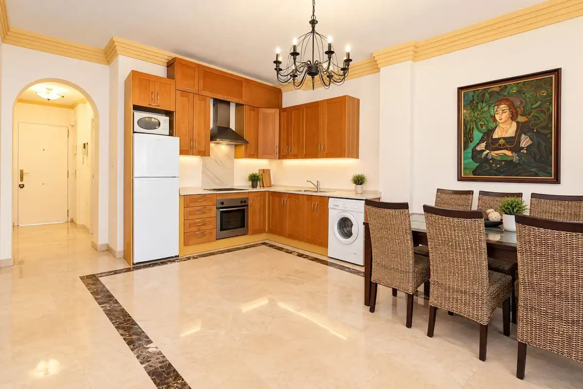 Piso con ascensor en venta en Nueva Andalucía, imagen 4