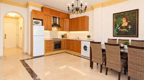 Foto 4 de Piso en venta en Las Brisas, Marbella