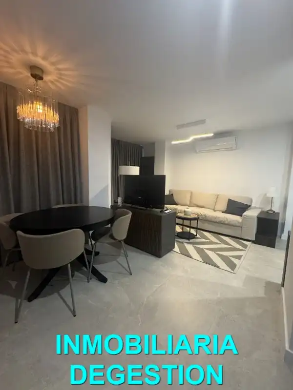 Sala de estar de Piso de alquiler en Linares con Aire acondicionado, Calefacción y Amueblado