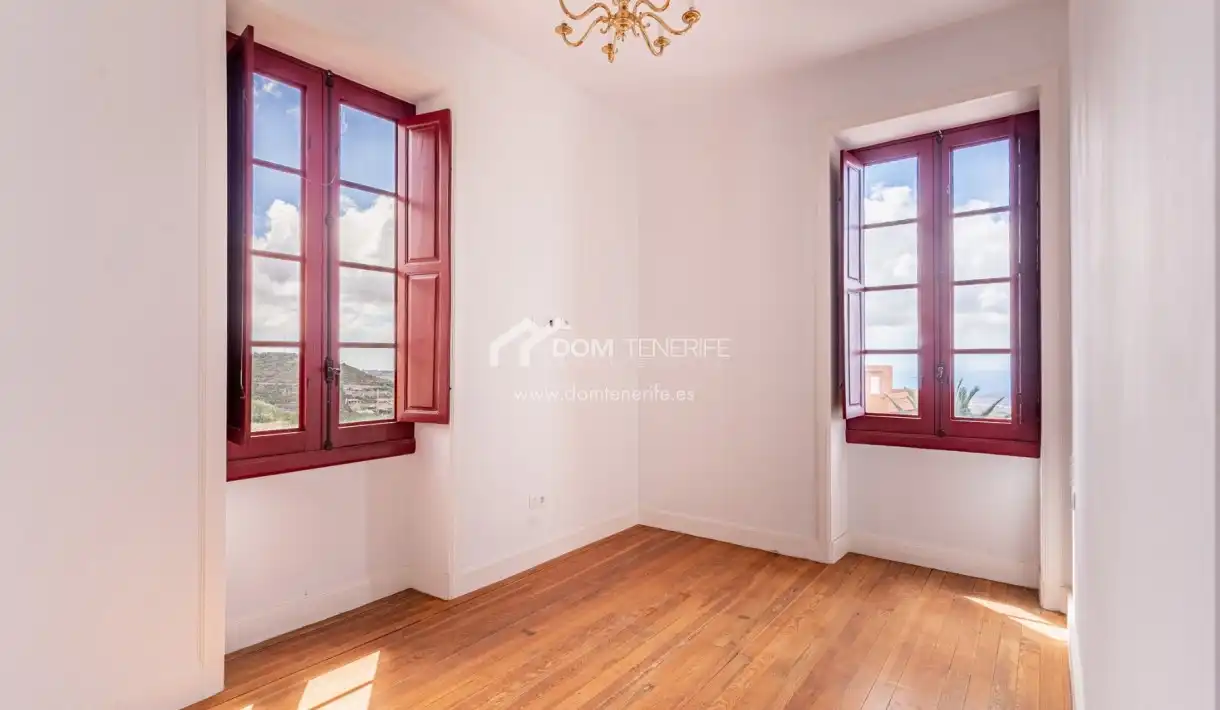 Habitación de Casa o chalet en venta en San Miguel de Abona con Terraza, Trastero y Horno