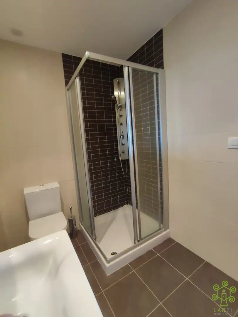 Bathroom of Flat for rent in Oleiros  with Heating, Parquet flooring and Furnished
