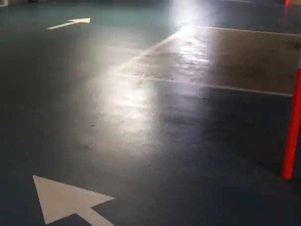 Parking of Garage for rent in Santiago de Compostela   with Alarm