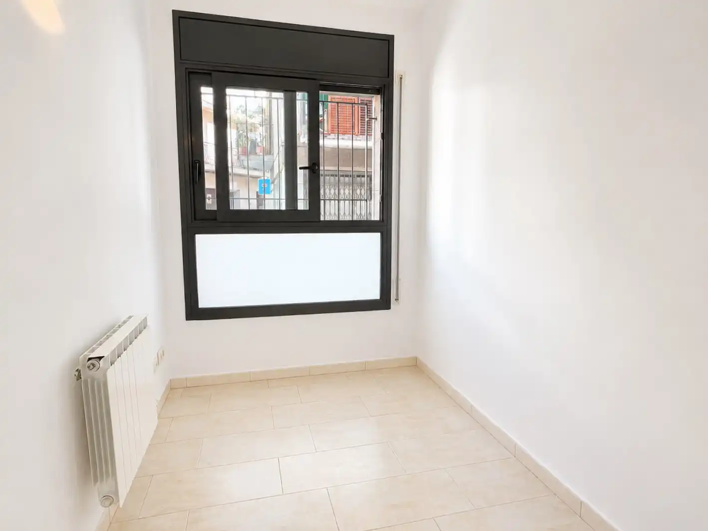 Habitación de Planta baja en venta en Sant Feliu de Guíxols con Calefacción y Terraza