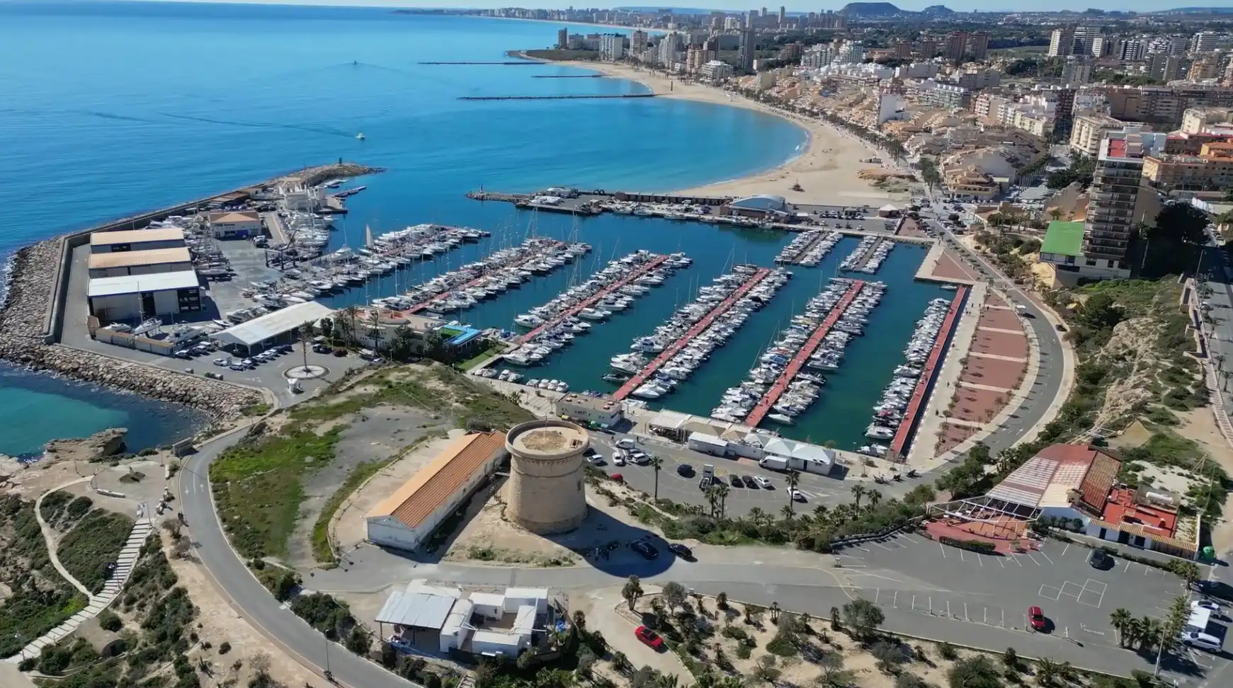 Exterior view of Apartments for sale in El Campello  with Air Conditioner, Terrace and Furnished