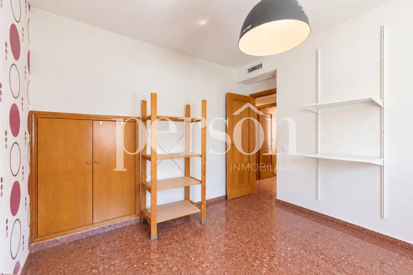 Maisonette zur Miete in Manises mit Klimaanlage, Terrasse und Möbliert