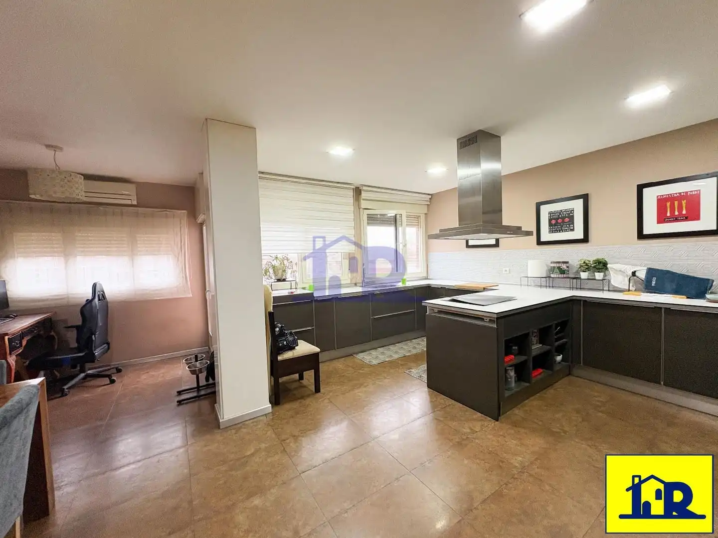 Kitchen of Detached homes for sale in Cuenca  with Air Conditioner, Heating and Swimming Pool