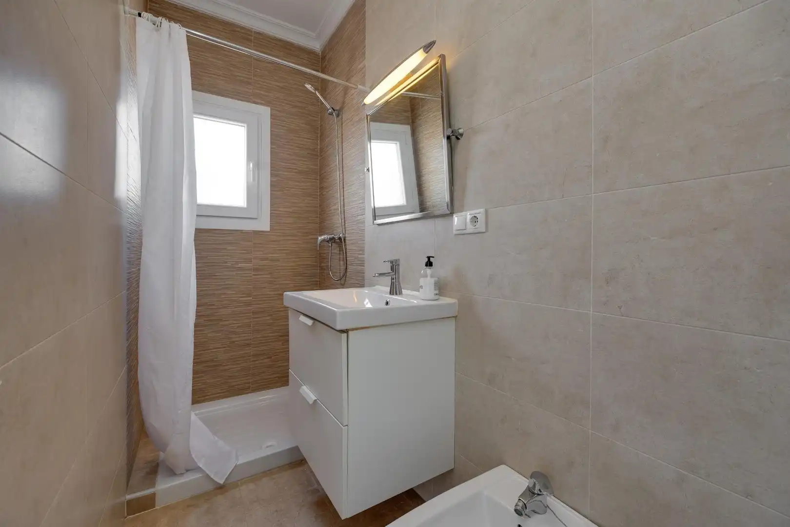 Semi-detached house with pool for sale in Calle C. Velazquez 39A, imagen 24