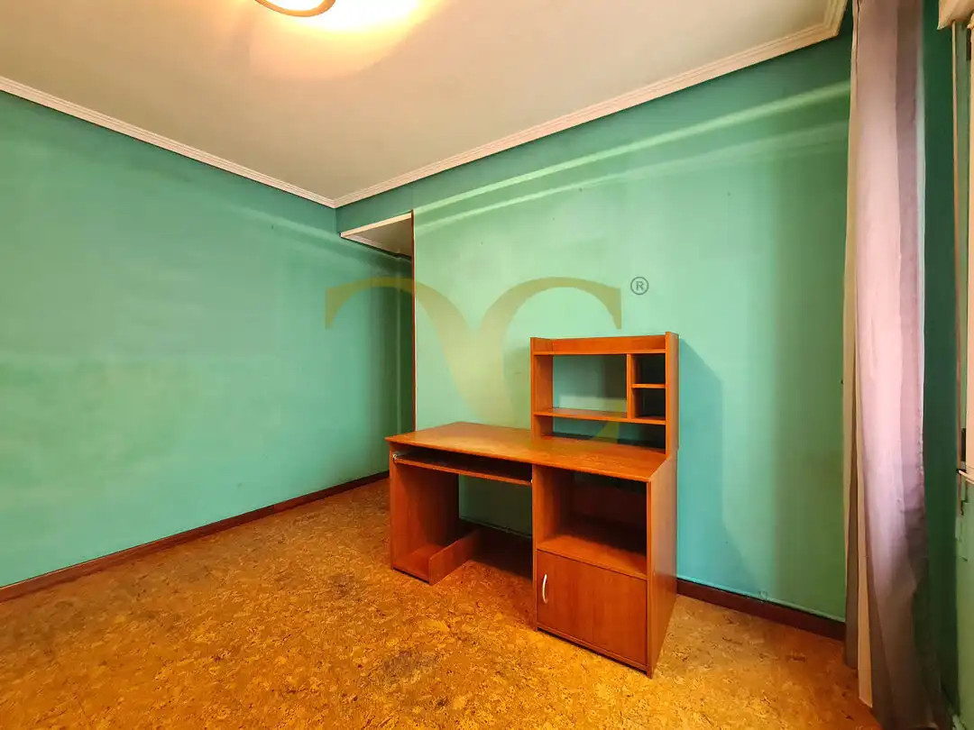 Flat for sale in Calle Orellana, La Calzada