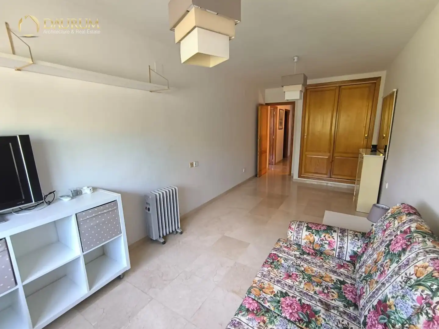 Sala d'estar de Casa adosada en venda en Alicante / Alacant amb Aire condicionat, Terrassa i Traster