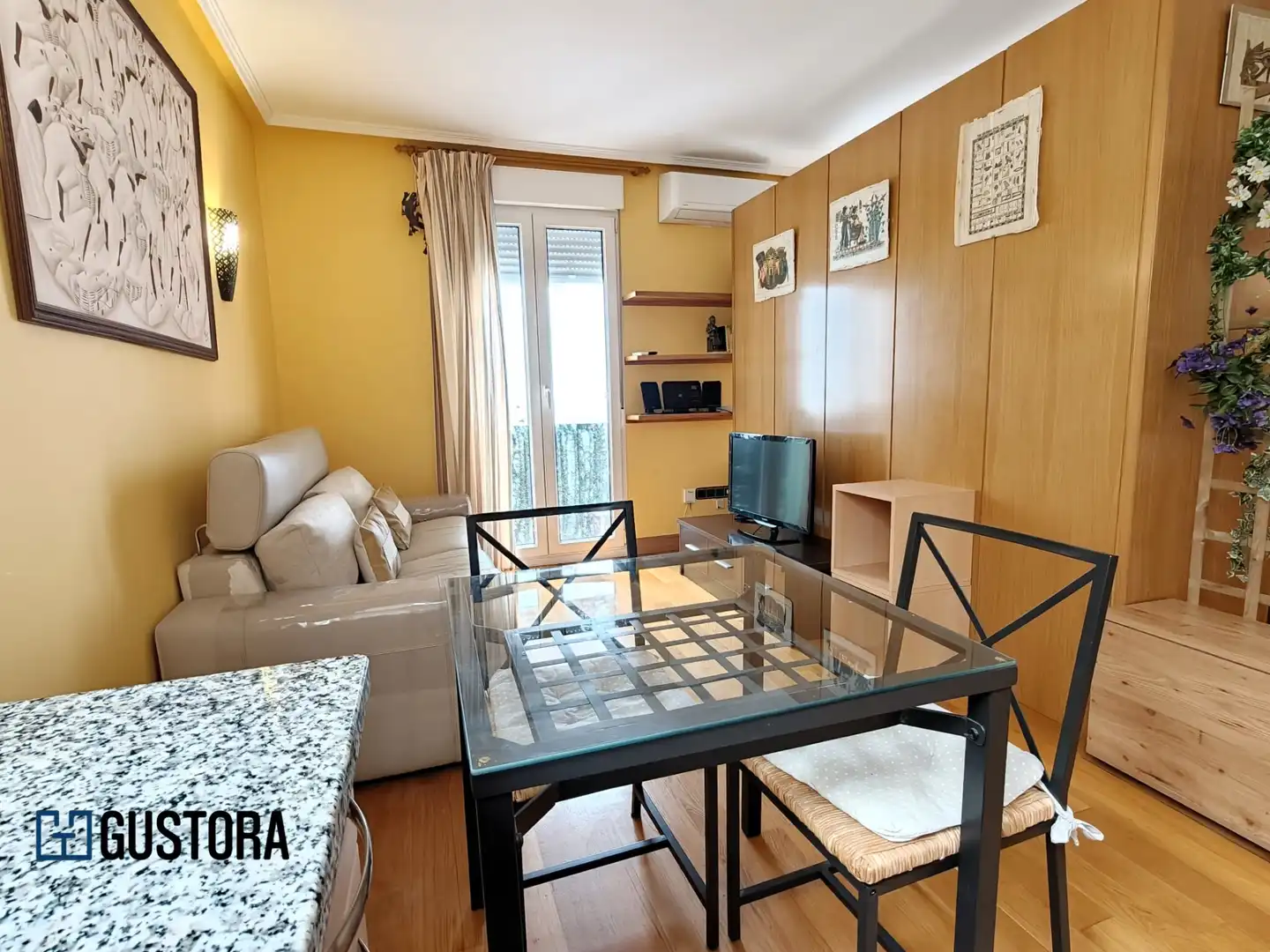 Wohnzimmer von Wohnung zum Verkauf in Donostia - San Sebastián  mit Klimaanlage, Parkett und Möbliert