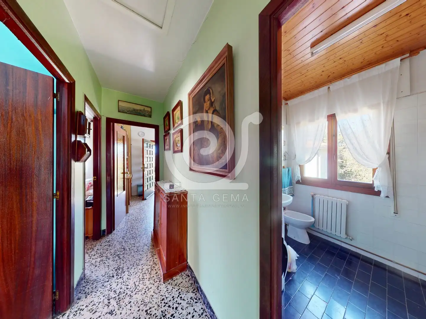 Casa o chalet en venta en Cambre  con Jardín privado, Trastero y Amueblado