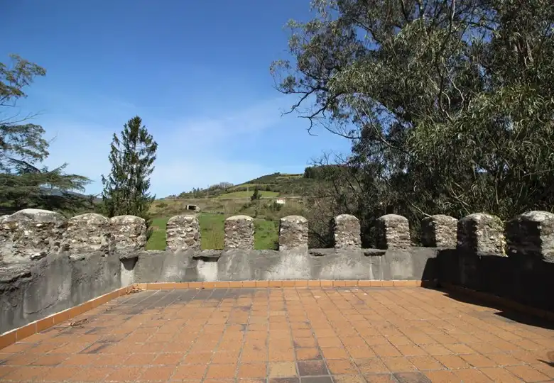 Terrace of Houses for sale in Salas  with Furnished