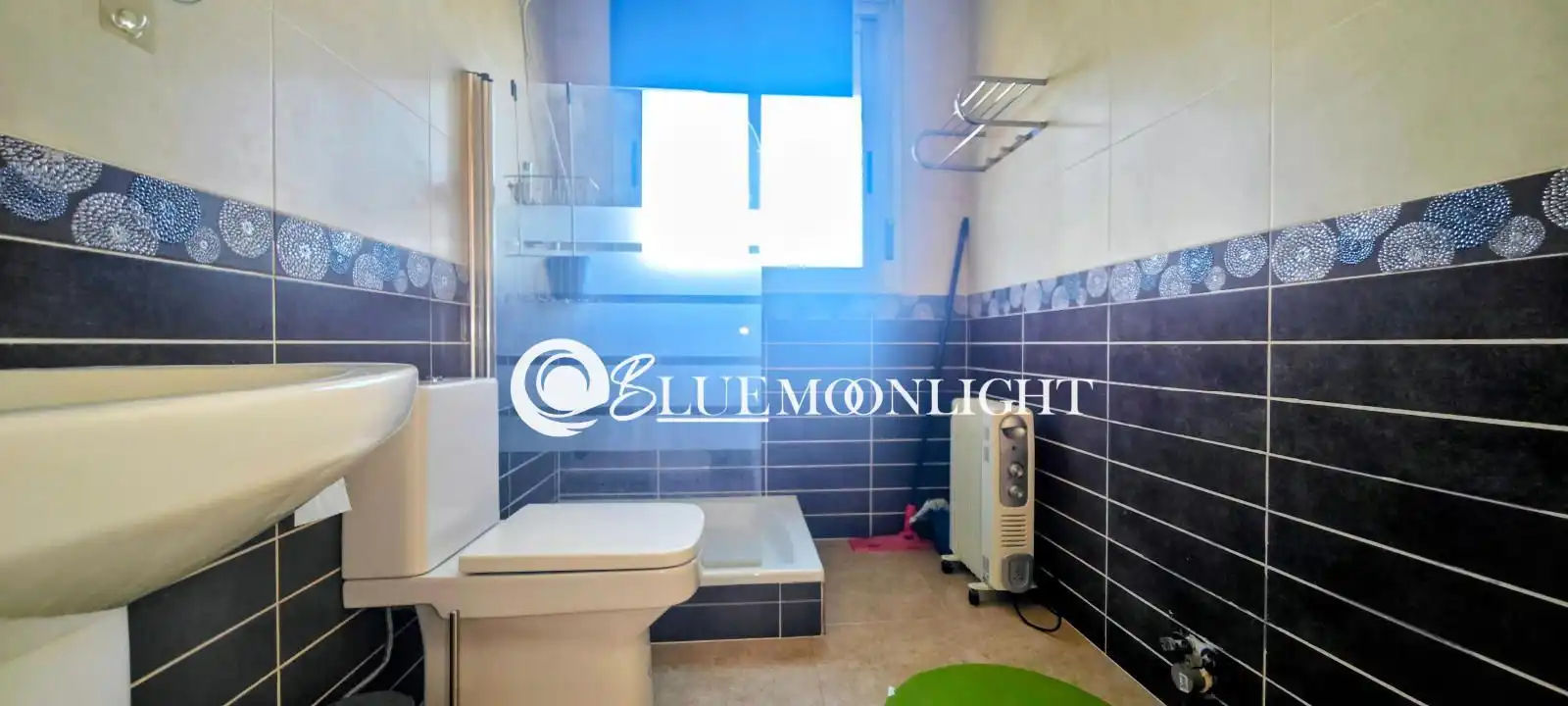 Badezimmer von Haus oder Chalet zum Verkauf in Peñíscola / Peníscola mit Klimaanlage, Heizung und Privatgarten
