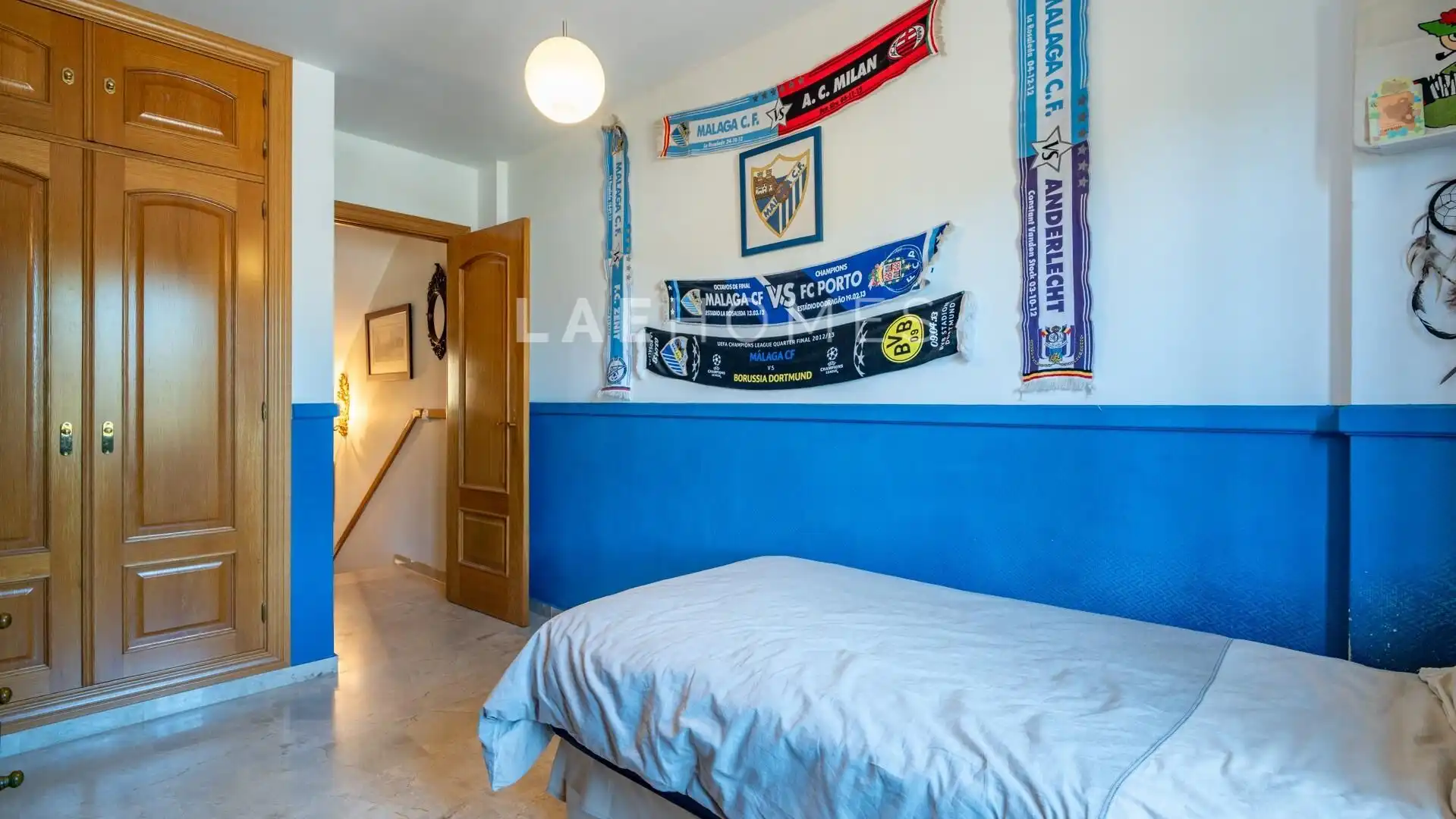 Dormitori de Casa adosada en venda en Málaga amb Aire condicionat, Calefacció i Terrassa