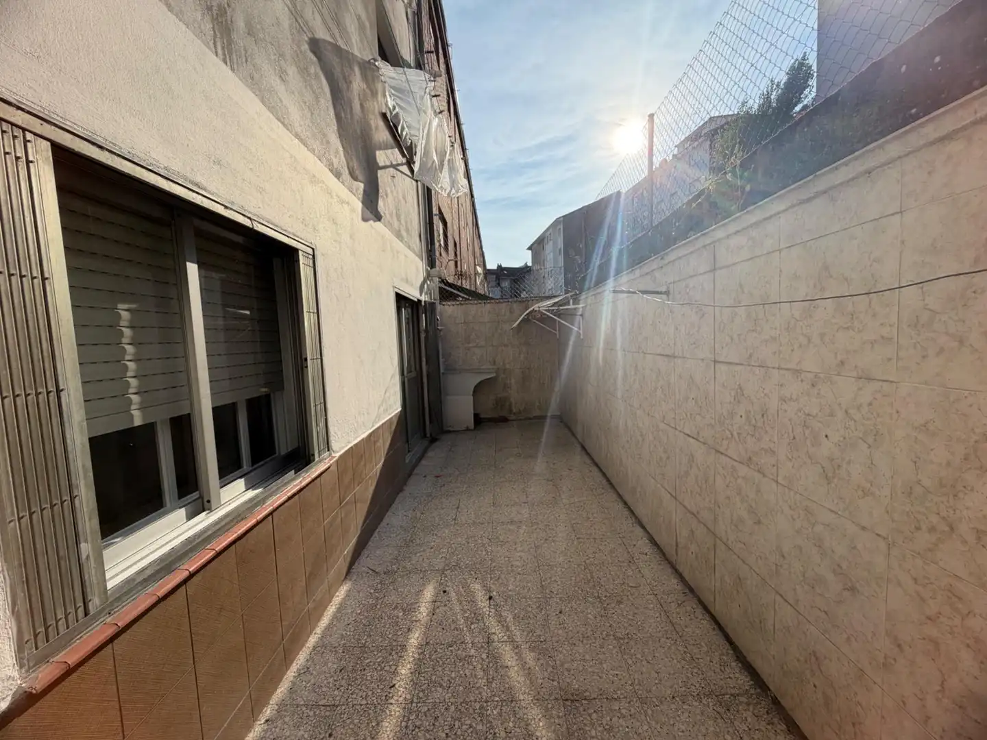 Vista exterior de Piso de alquiler en Ourense Capital  con Calefacción, Terraza y Amueblado