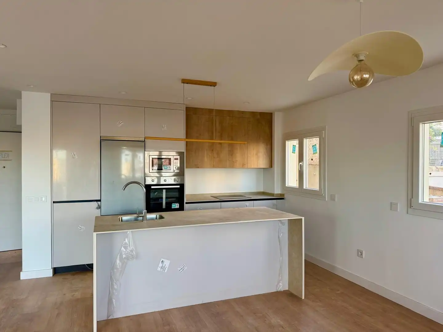 Küche von Maisonette zum Verkauf in Torremolinos mit Klimaanlage, Terrasse und Abstellraum