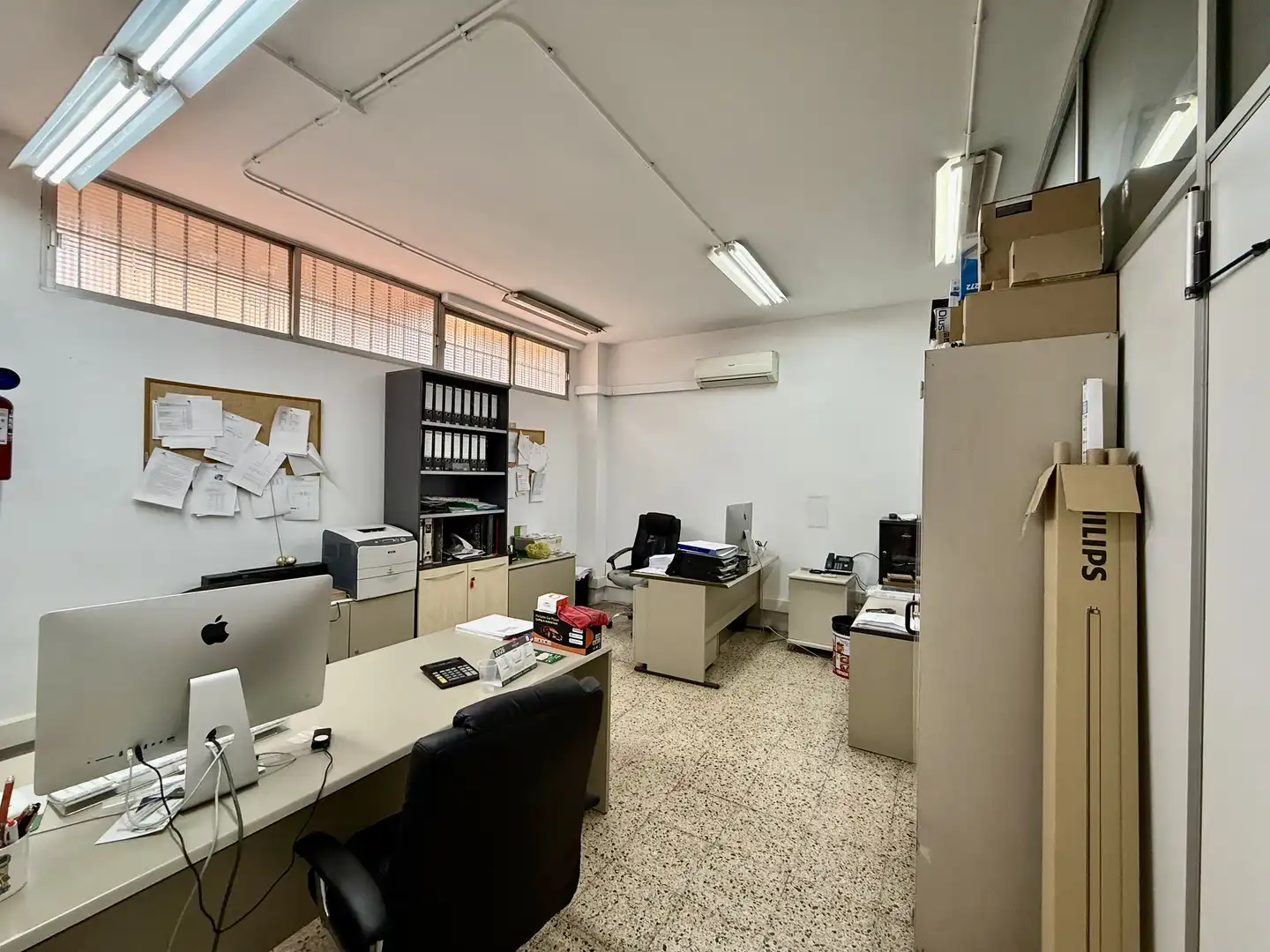 Local en venta en Cornellà de Llobregat